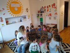 Educator grupa mijlocie (3-4 ani)
